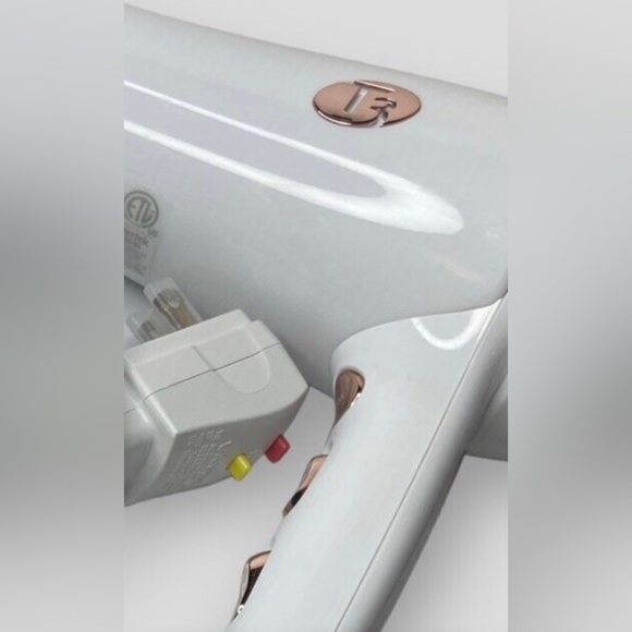 🧿T3 Featherweight Luxe2i Hair Dryer Model 73849 Professional White Rose#Gold🧿 - Picture 2 of 8